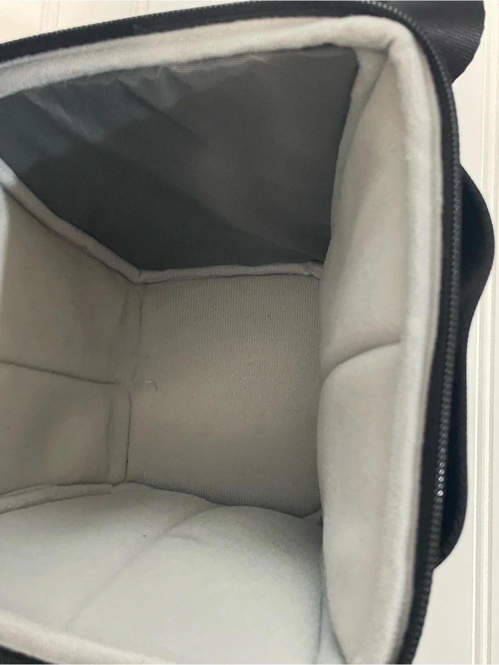 Incase DSLR Camera Bag (Compact) Black